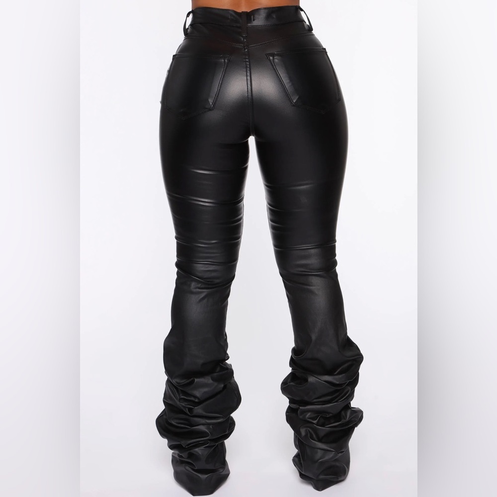 Can't Stop Me Stacked Pants - Black
